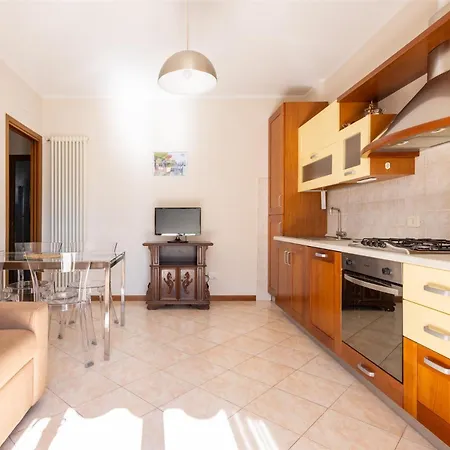 Iseolakerental - Sole Apartment Riva di Solto